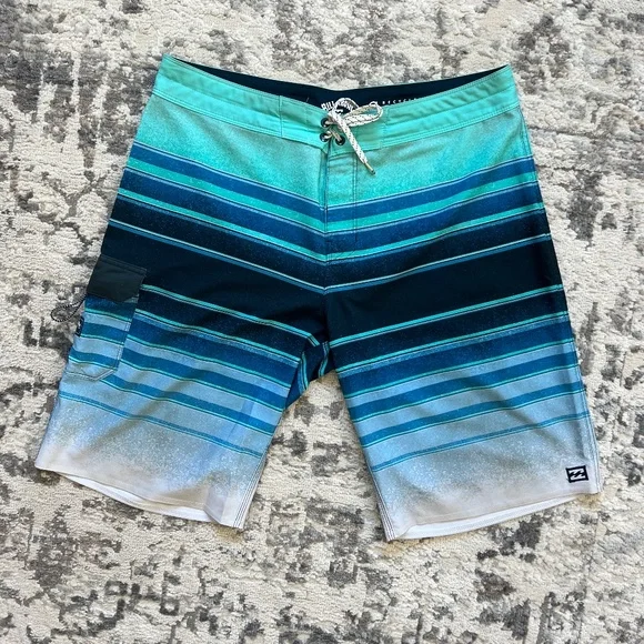 Billabong recycler deals shorts